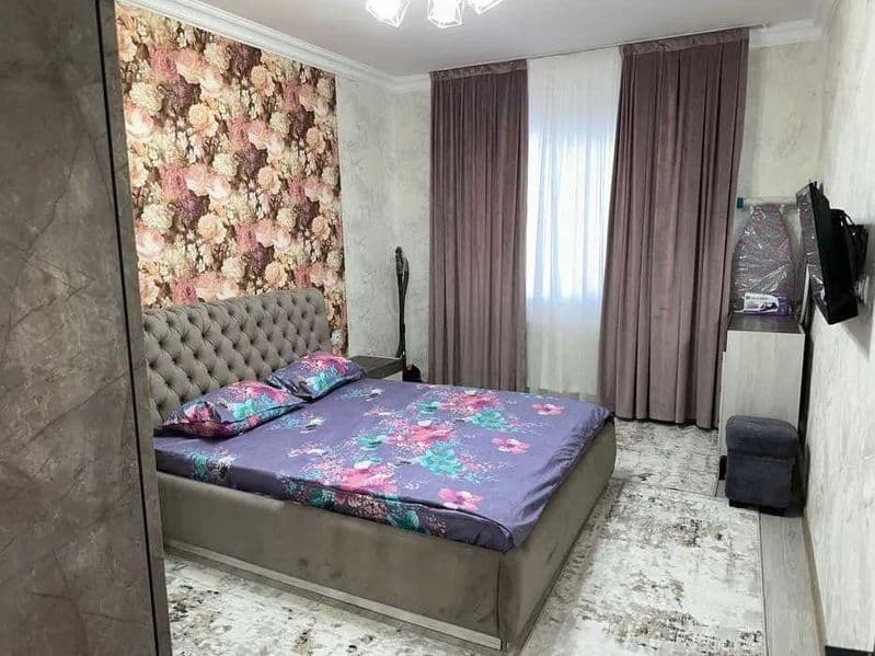 Сдаётся квартира для семейных людей<br />
<br />
• Район: Яш