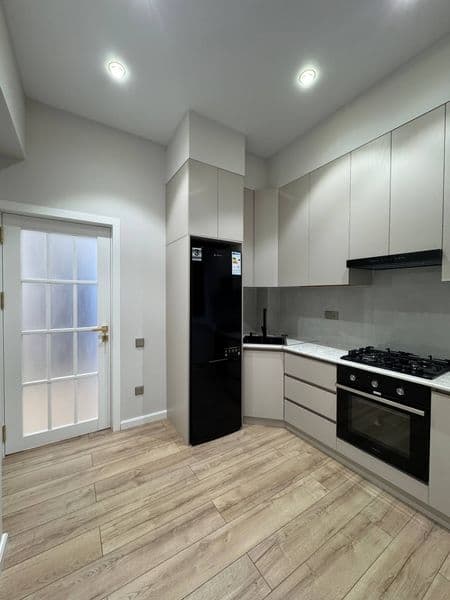 Аренда <br />
ЖК Хонсарой/ Юнусабад-19 <br />
Ор-р: Напротив — фото 3