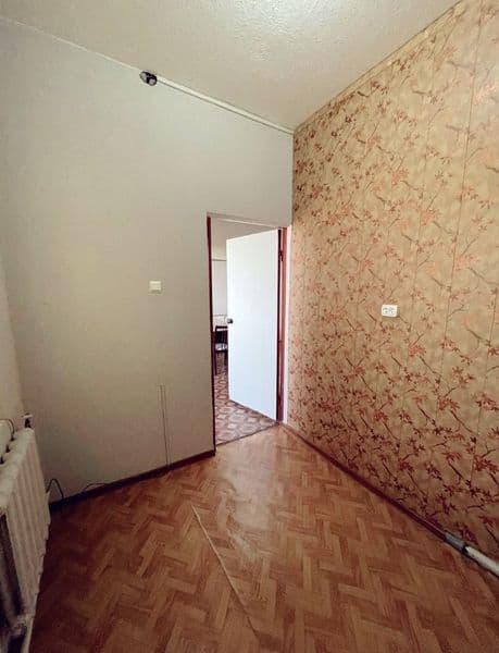 Срочна дам квартиру только семейным и Одиночкам <br />
Толко — фото 2