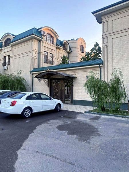 Novastroyka <br />
Kimlar Uchun: Oilaga <br />
Manzil: Olmaz