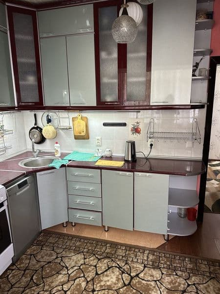 Сдаётся в аренду 3х ком квартира с  отличным ремонтом мебель