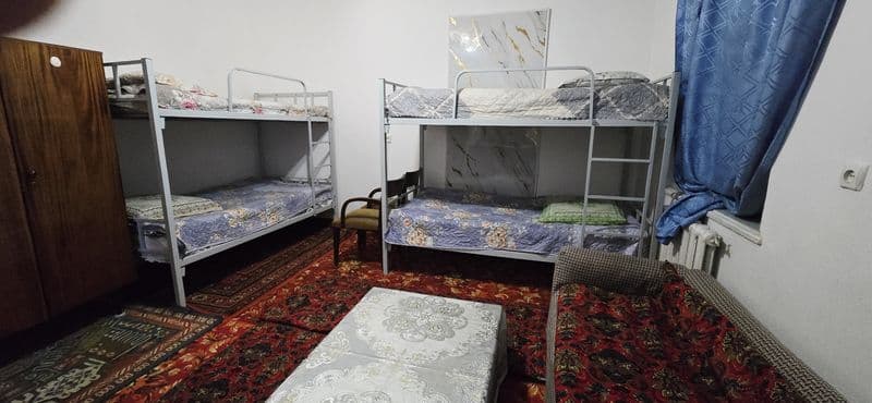 1 комн.квартира в Яккасарайском районе для студентов парней 