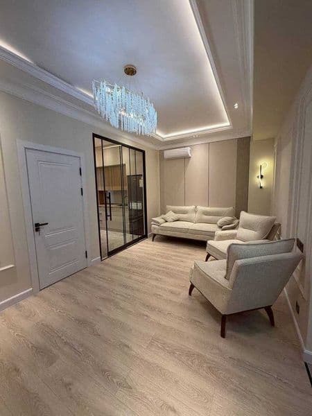 2-комнатная квартира с очень хорошим ремонтом<br />
<br />
П