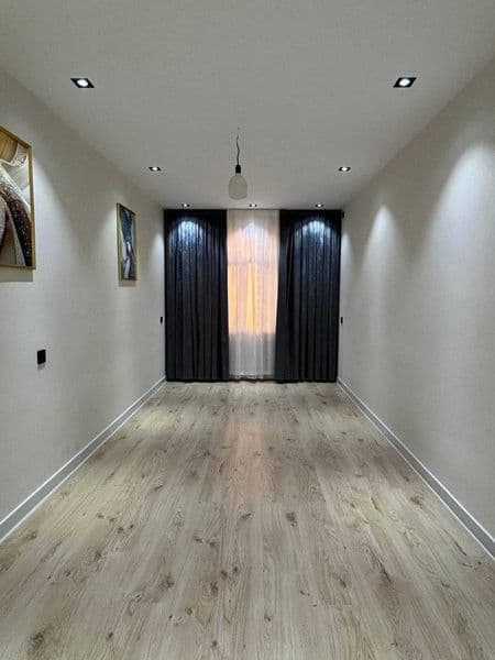 {RUS}<br />
трех-комнатная квартира с современным ремонтом в — фото 2