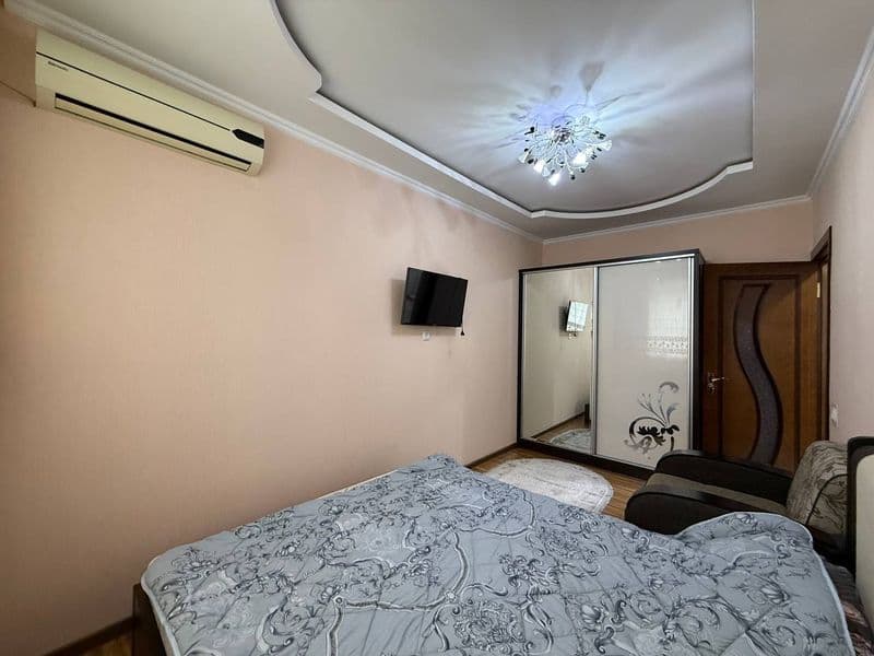 Сдаётся 3 комнатная квартира в центре города, Мирабадский р- — фото 5