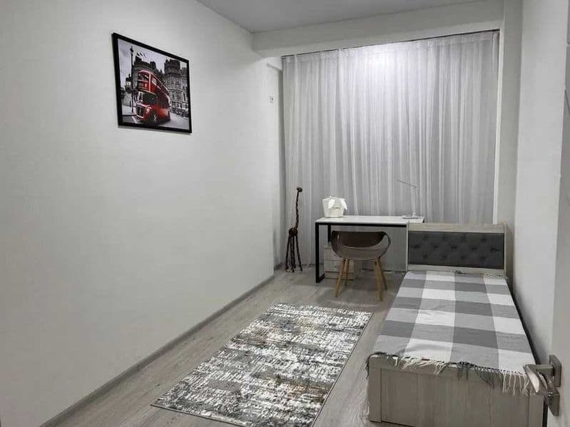 Район ;Чиланзар<br />
Адрес :  Метро Мирзо Улугбек, <br />
< — фото 4