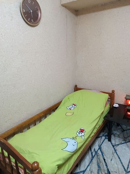 Сдаётся одна комната  в трёх комнатной квартире со всеми удо