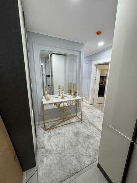 Своя 2-х комнатная (2 отдельных сан узла) новая квартира в н