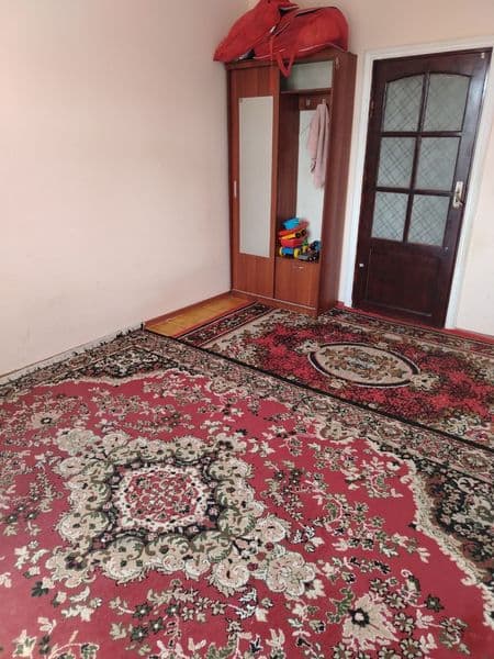 Ижарага хона берилади алолар кизларга факат 2та гача оламиз 