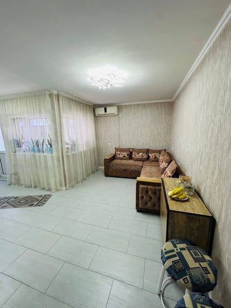 Сдается 3 комнатный коттедж 3 этажа, на 3 этаже летняя терра