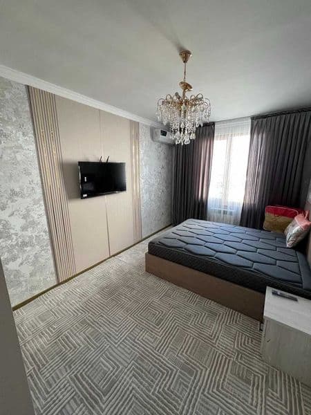 Yakkasaroy tumanida, Oybek metrosi yonida 2 xonali shinam va