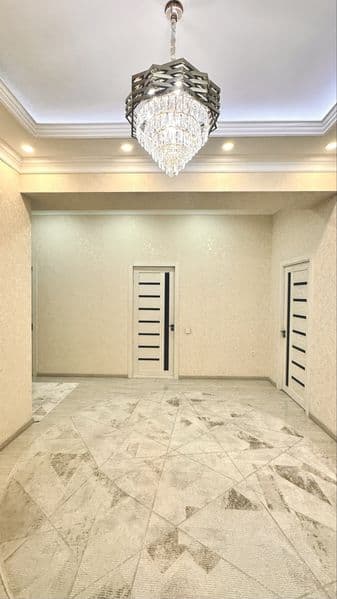 Сдается 3-х комнатная квартира с отличным ремонтом в новом д — фото 2