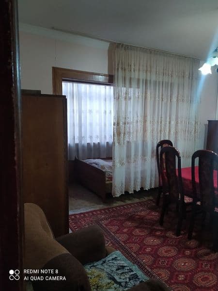 Юнусабад 7кв-л. Ор-р Американ.пос-ва. Квартира одна перед.в 
