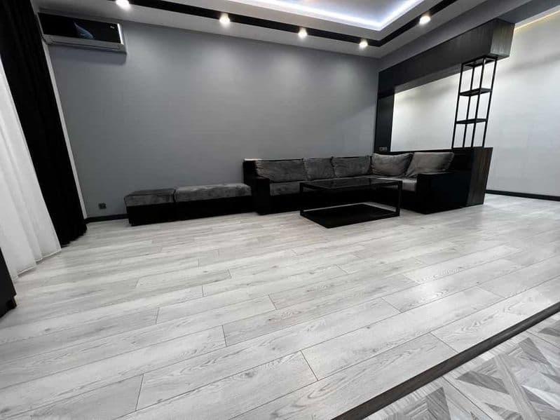 Сдаётся  Квартира <br />
Ориентир - Цум<br />
Город - Ташкен