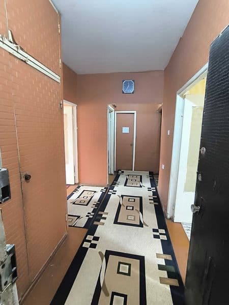 Ижарага берилади — Қорасув-4, 4-дом<br />
<br />
88 м² кенг,