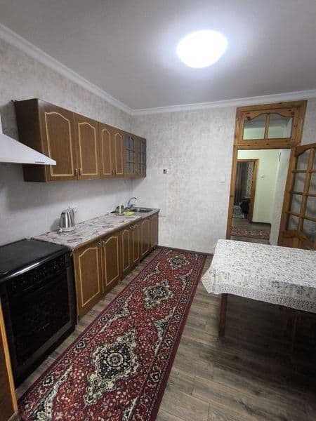 Сдаëтся чилнзр Цквартал 3комнат  3этаж   90квадрат Дом Банко — фото 4