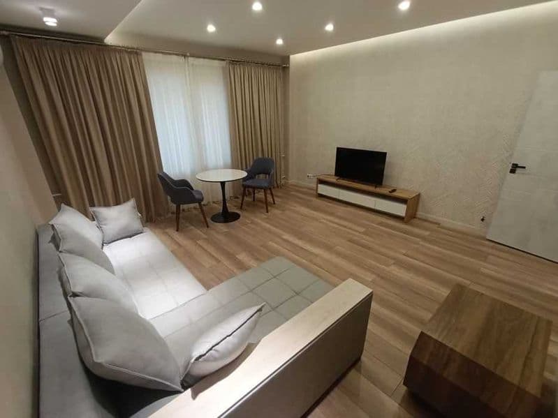 Адрес: Шота Руставели<br />
Ориентир: Магазин Океан<br />
<b