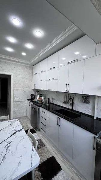 Сдаётся отличная и уютная квартира!<br />
<br />
 Район: Мир — фото 4