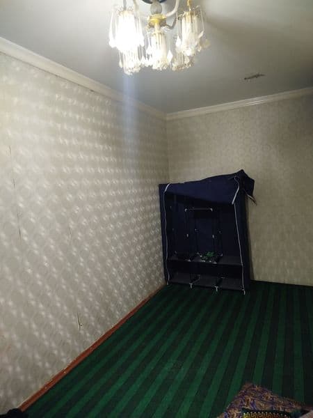 bollaga kvartira bor 2ta bola kere. Manzil chilonzor 24kvart