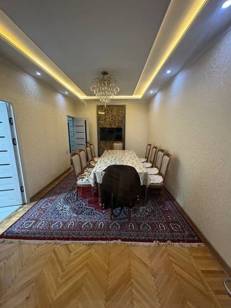 Сдается 3-х комнатная квартира <br />
• район Чиланзарская<b