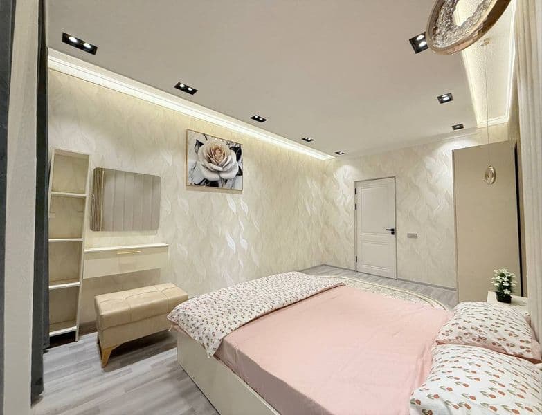 Chilonzor 19 kvartal <br />
Watsap chorraha <br />
Elegant m