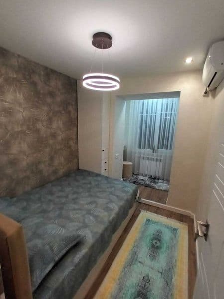 Сдаётся уютная 2-комнатная квартира в центре города<br />
Як — фото 4