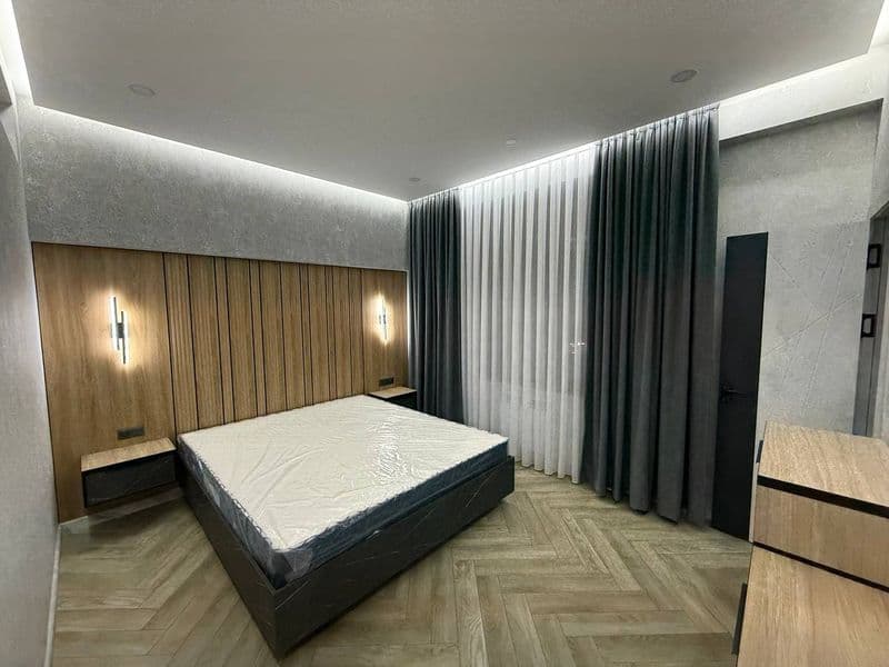 СРОЧНО Сдается квартира ПРЕМИУМ класса<br />
<br />
• Район: