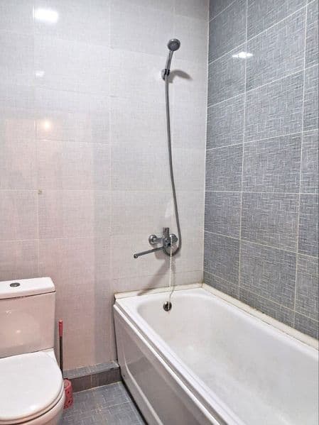 Сдам квартиру   2 ком семейный <br />
Заберите покажем.<br /