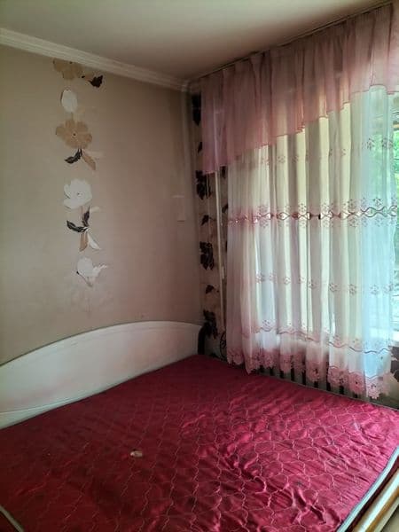 Аренда 2 хона  4 етаж 4 етажли<br />
Кора камиш 2/3<br />
Ха