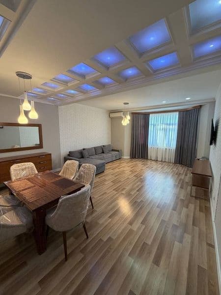 Сдается квартира в аренду <br />
3/8/9 с обстановкой <br />
