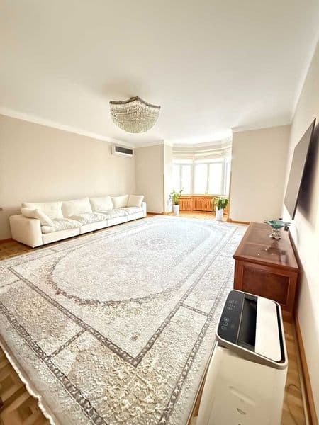 Площадь: 145 м²<br />
  Этаж: 3<br />
 Дом: кирпичный, есть  — фото 5