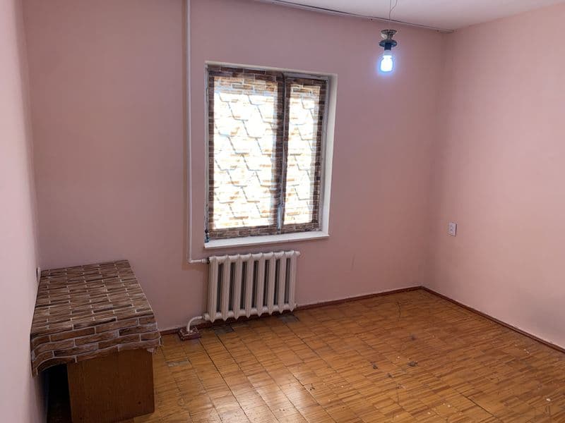 Yunsabod 4 universam kurugi aftasalon yoni 1 etaj 3 hona 4 q — фото 2