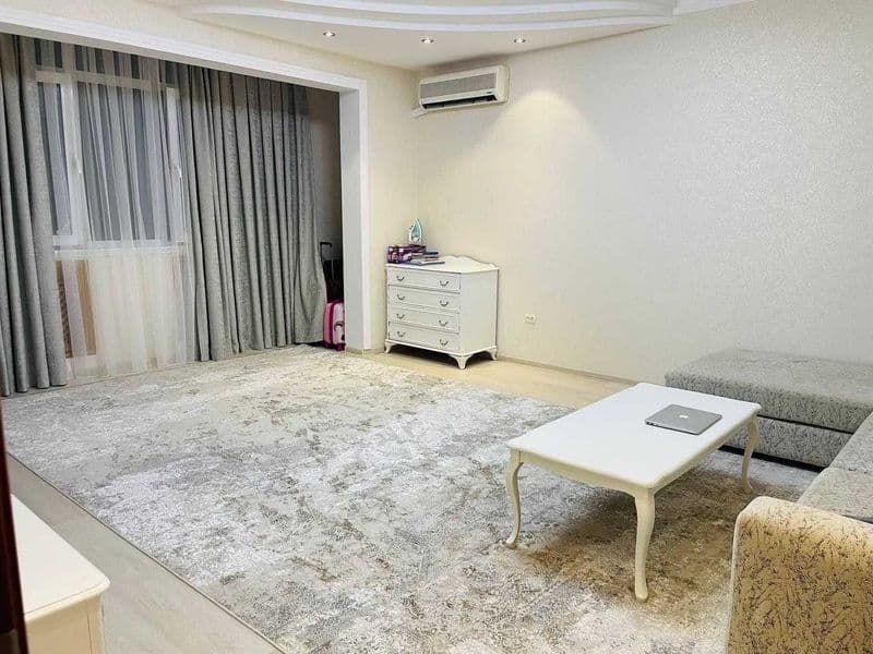 Аренда Паркентский 2/3/9 60м евроремонт,мебель,техника<br />