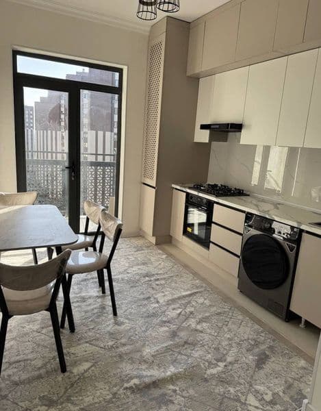 Òrikzor rezidens<br />
2 xona , 11 qavat , 16 qavatli<br />
