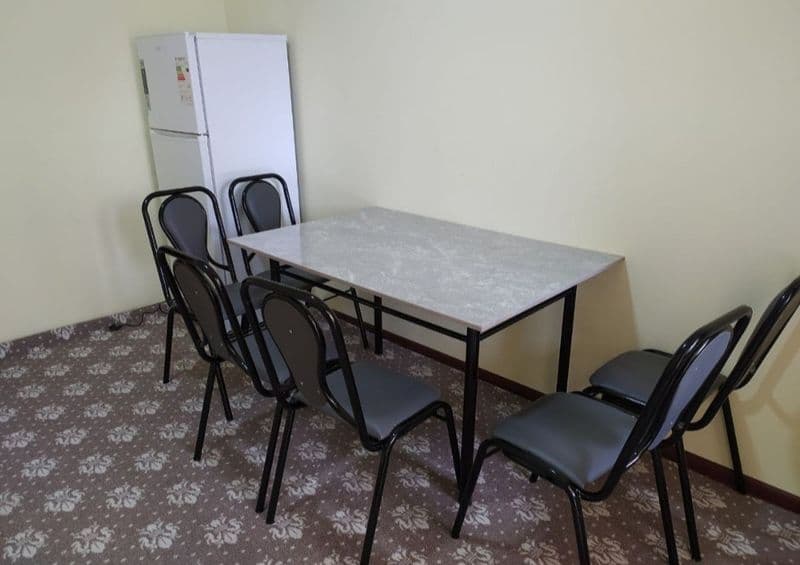 Аренда 2 хона 2 етаж 4 етажли<br />
Коракамиш 2/4 Тансикбаев — фото 4