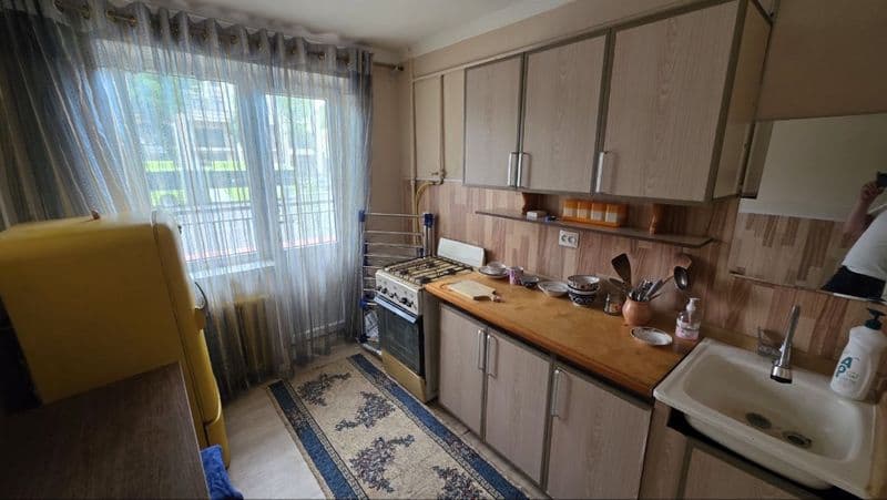 Шота руставели <br />
Ор. Фригат кафе <br />
Средний ремонт 