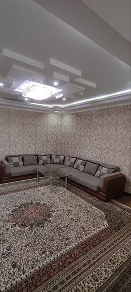 Себзор <br />
Тарнов енида<br />
3 хонали 2 хона килинган<br