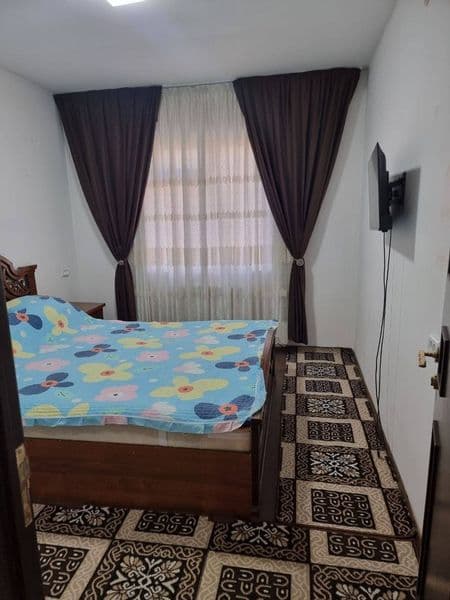 Шайхонтоҳур тумани,  марказий ва қулай.<br />
Этаж: 4/9<br /