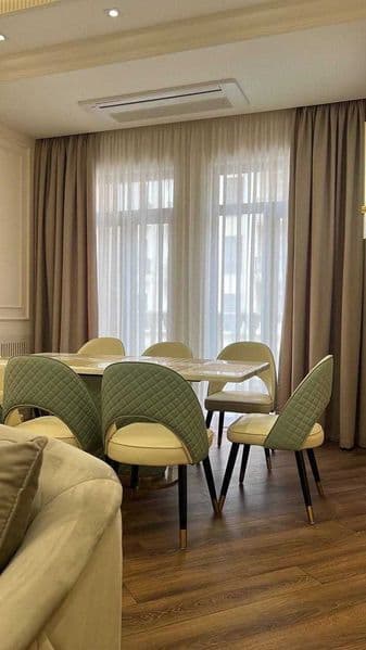 • ЖК: Tashkent Sity Boulevard<br />
• Комнат: 2<br />
• Этаж — фото 3