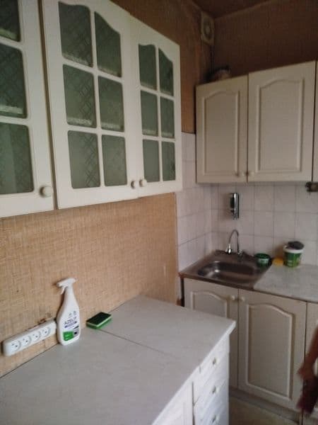 СРОЧНО...НОВОСТРОЙКА ДОМ. Яшнободда.Квартирага студентла кер