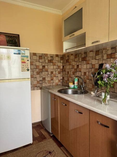 Аренда чиланзар 5.  Одна комнатная.  Есть телевизор холодиль