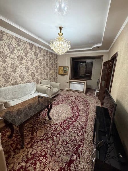 Сдается квартира на Максим Горького <br />
3/2/5. С ремонтом