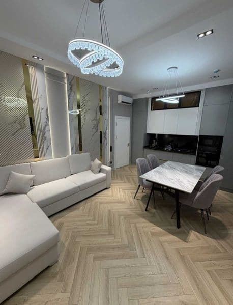 НОВОСТРОЙКА<br />
Район: Мирабадский<br />
Ориентир: Sky Lin