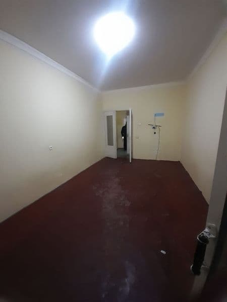 Sergeli 3-bekatga 10 daqiqalik yoʻl maktab bogʻchani oldida