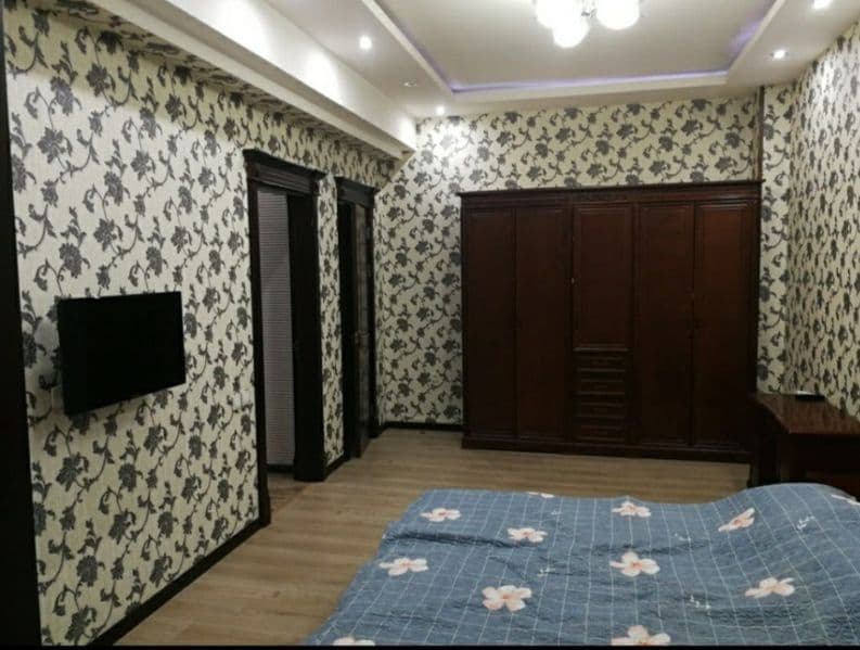 Сдаётся 2хкомнатная евро квартира новостройка 100м <br />
<b — фото 5