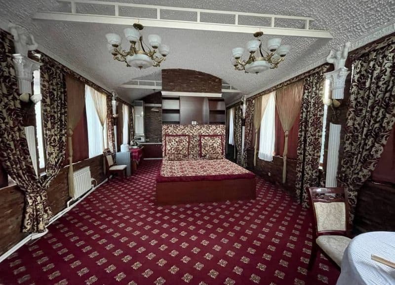 Луначарский<br />
Арт хаус ресторан <br />
1/2/2<br />
70 м2 — фото 2