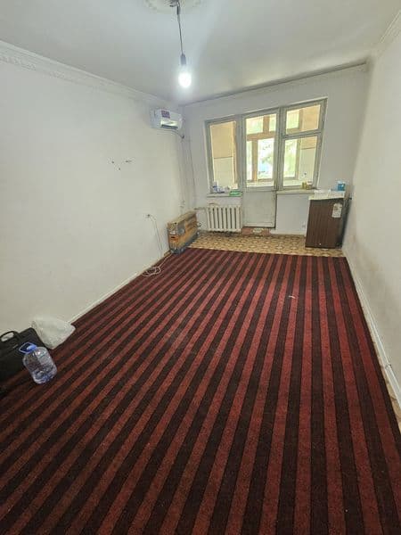 Ассалому Алайкум Чилонзор 22 квартал 26 дом  1 хона 250$ ойл