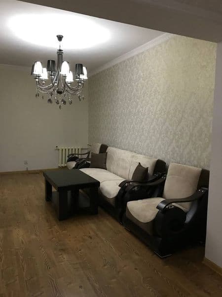 Сдаётся 2 комнатная с хорошим ремонтом с мебелью и техникой  — фото 2