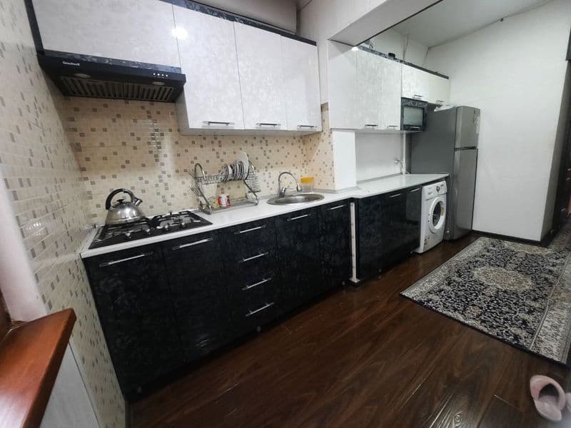 Oila uchun toza kvartira.<br />
<br />
4 xonali xamanarsasi 