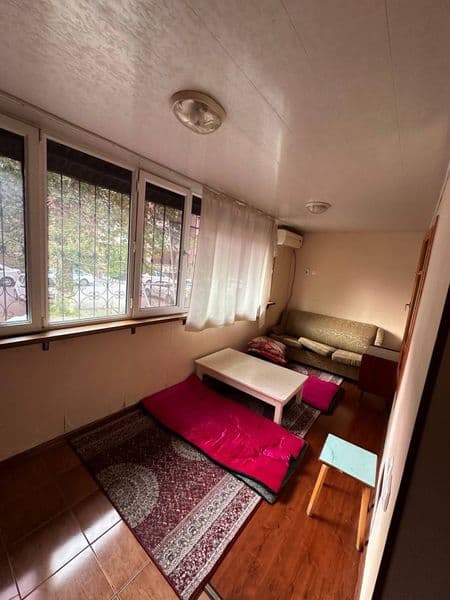 Ganga Gafur Gulom metrosi yonidan kv bor bollarga  bola kera — фото 3